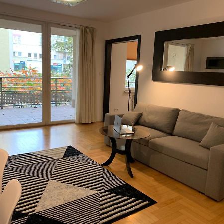 Апартаменты Modern 1Br Flat In Heart Of Warsaw With Parking Экстерьер фото