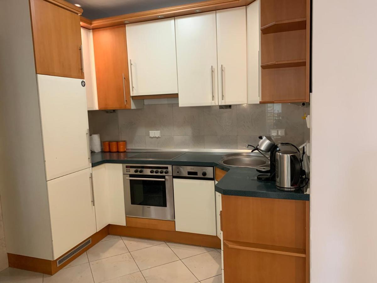 Апартаменты Modern 1Br Flat In Heart Of Warsaw With Parking Экстерьер фото