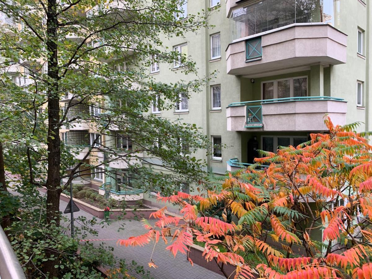 Апартаменты Modern 1Br Flat In Heart Of Warsaw With Parking Экстерьер фото