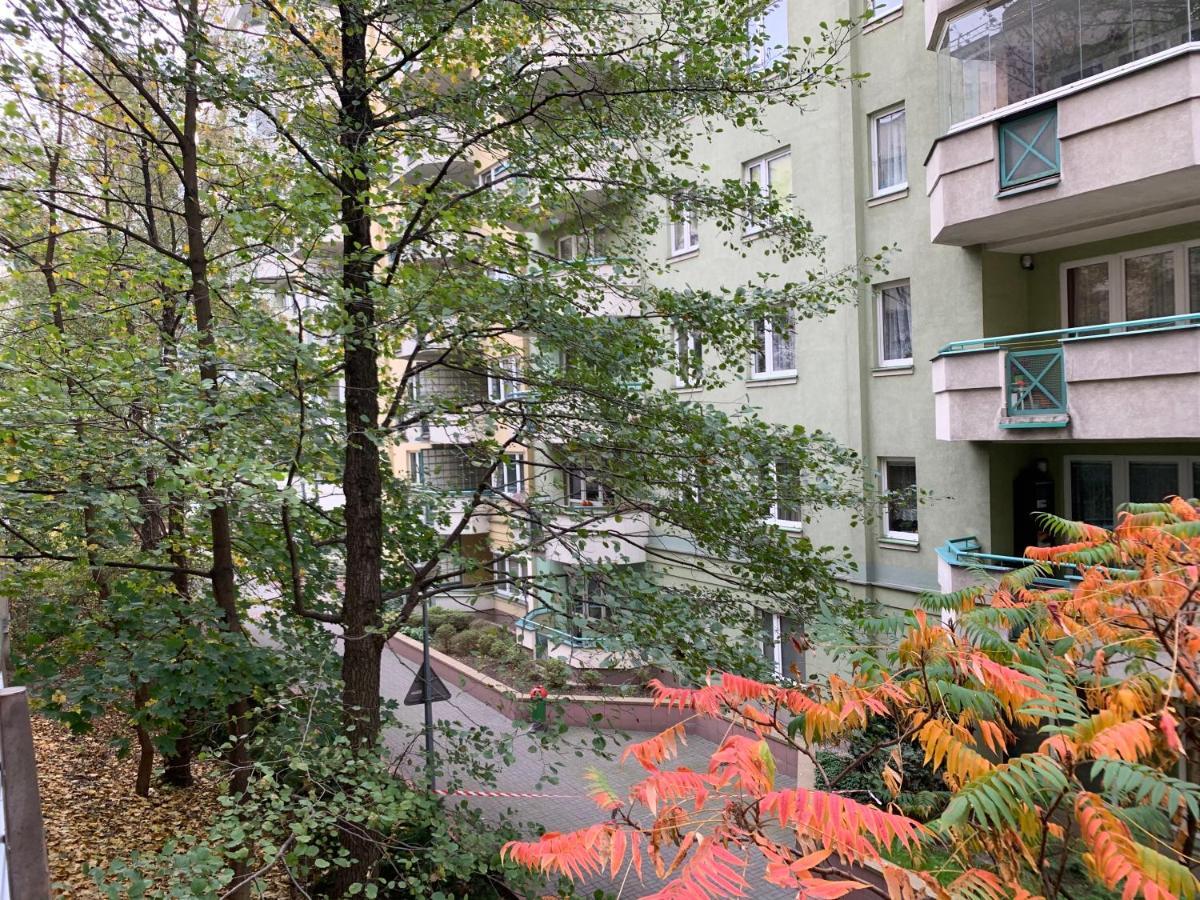 Апартаменты Modern 1Br Flat In Heart Of Warsaw With Parking Экстерьер фото